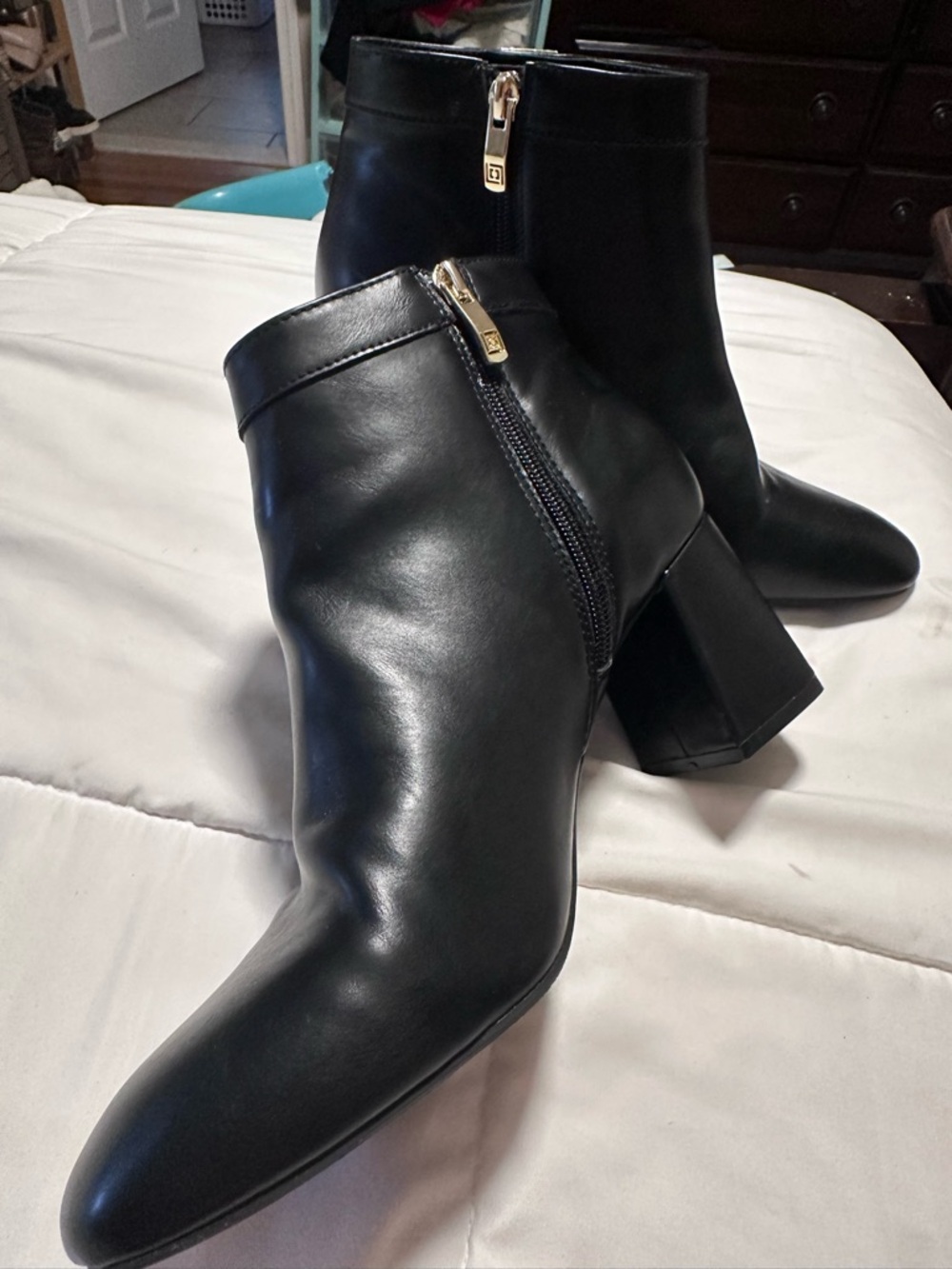 Liz Claiborne Black Ankle Boots with Gold Zipper